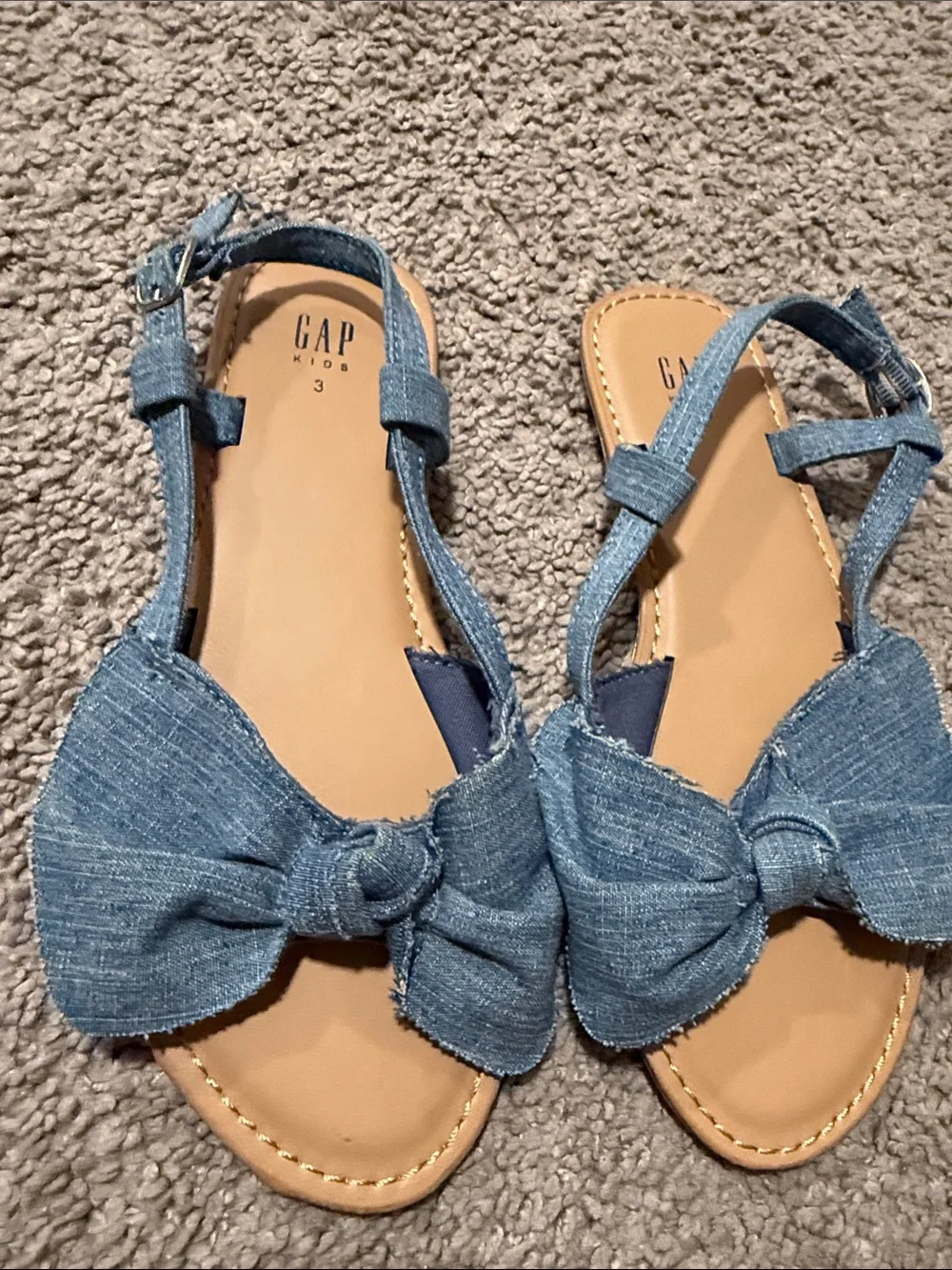 GAP Denim Bow Slingback Sandals in Blue